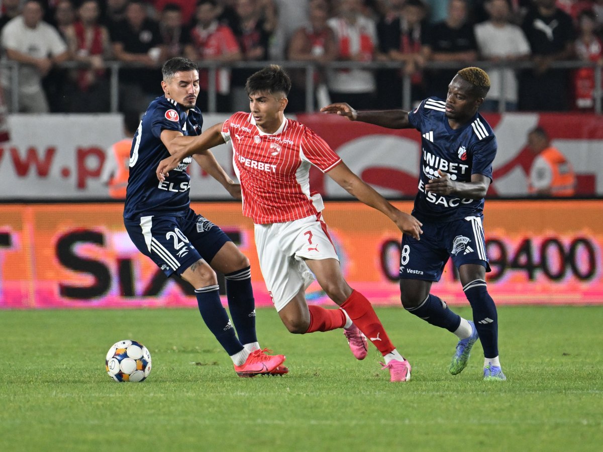 Romario Benzar, în meciul cu Dinamo, scor 0-0