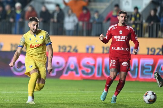 Fotbalistul și-a reziliat contractul cu formația din SuperLiga după ce ”nu s-a mai înțeles cu antrenorul”