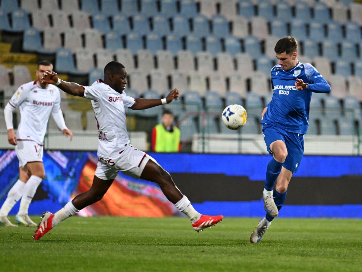Valentin Robu, în meciul Metalul Buzău - Rapid, din ediția precedentă a Cupei României