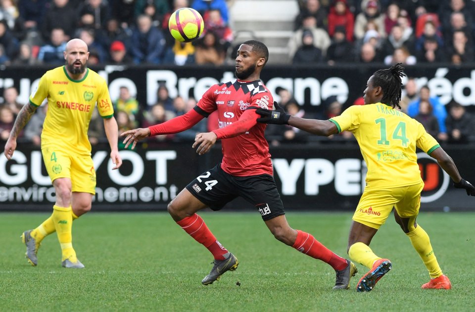 După Zouma, CFR mai aduce un jucător cu 260 de meciuri în Ligue 1