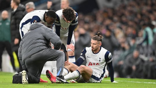 Coșmar încheiat pentru Radu Drăgușin! Românul a revenit la antrenamentele lui Tottenham