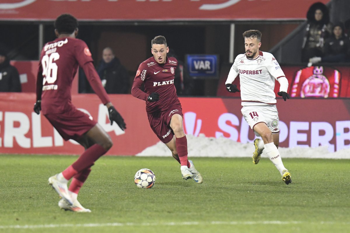 Alin Fică este mijlocașul celor de la CFR Cluj