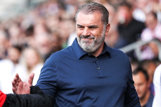 OFICIAL | Fostul antrenor al lui Radu Drăgușin a semnat cu Nottingham Forest