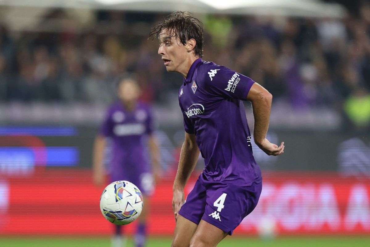 Bove, în tricoul Fiorentinei, până la momentul în care avea să trăiască spaima vieții sale