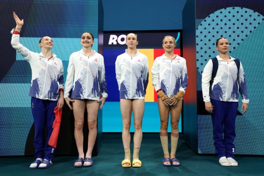 Lotul feminin de gimnastică are un nou antrenor. Se întoarce după aproape 7 ani