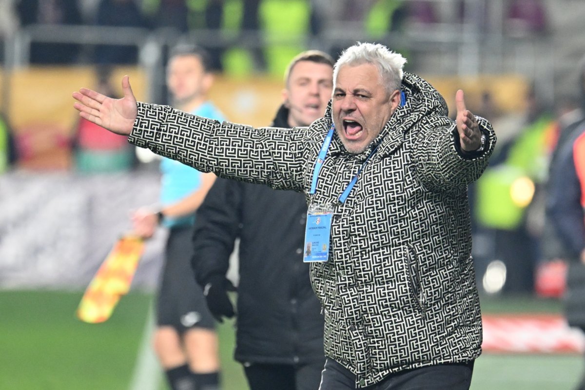 Marius Șumudică, fostul antrenor de la Rapid, actual tehnician la Al Okhdood