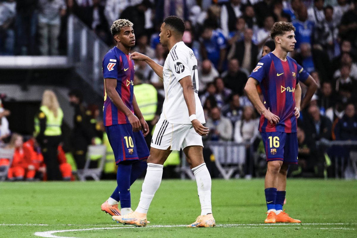 Barcelona nu a mai păstrat trofeul Supercupei din 2011.