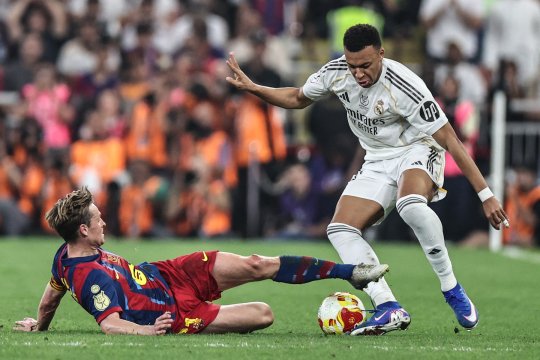 A fost sau nu roșu? Fostul arbitru a dat verdictul în privința eliminării lui De Jong din Barcelona - Real Madrid