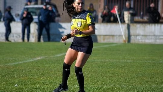 Fanii vin la meciuri să o vadă și pe ea! Arbitra care fură toate privirile în țara lui Maradona