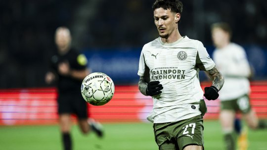 Dennis Man a înscris din nou pentru PSV, dar n-a prins pe teren finalul primei reprize