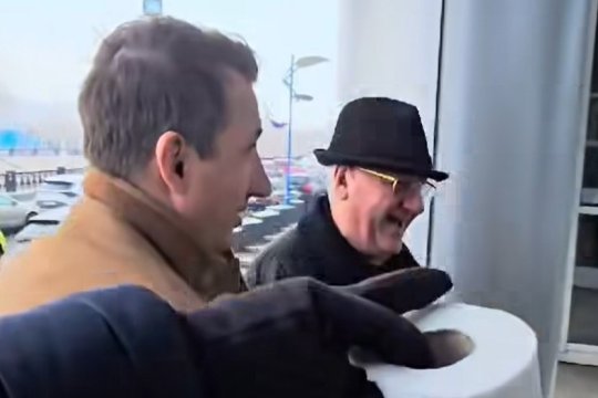 Marian Ceaușescu și Mitică Dragomir au ajuns din nou față în față! ”Borfașii intră pe aici! Când dați banii înapoi?”. Cum a reacționat fostul președinte LPF