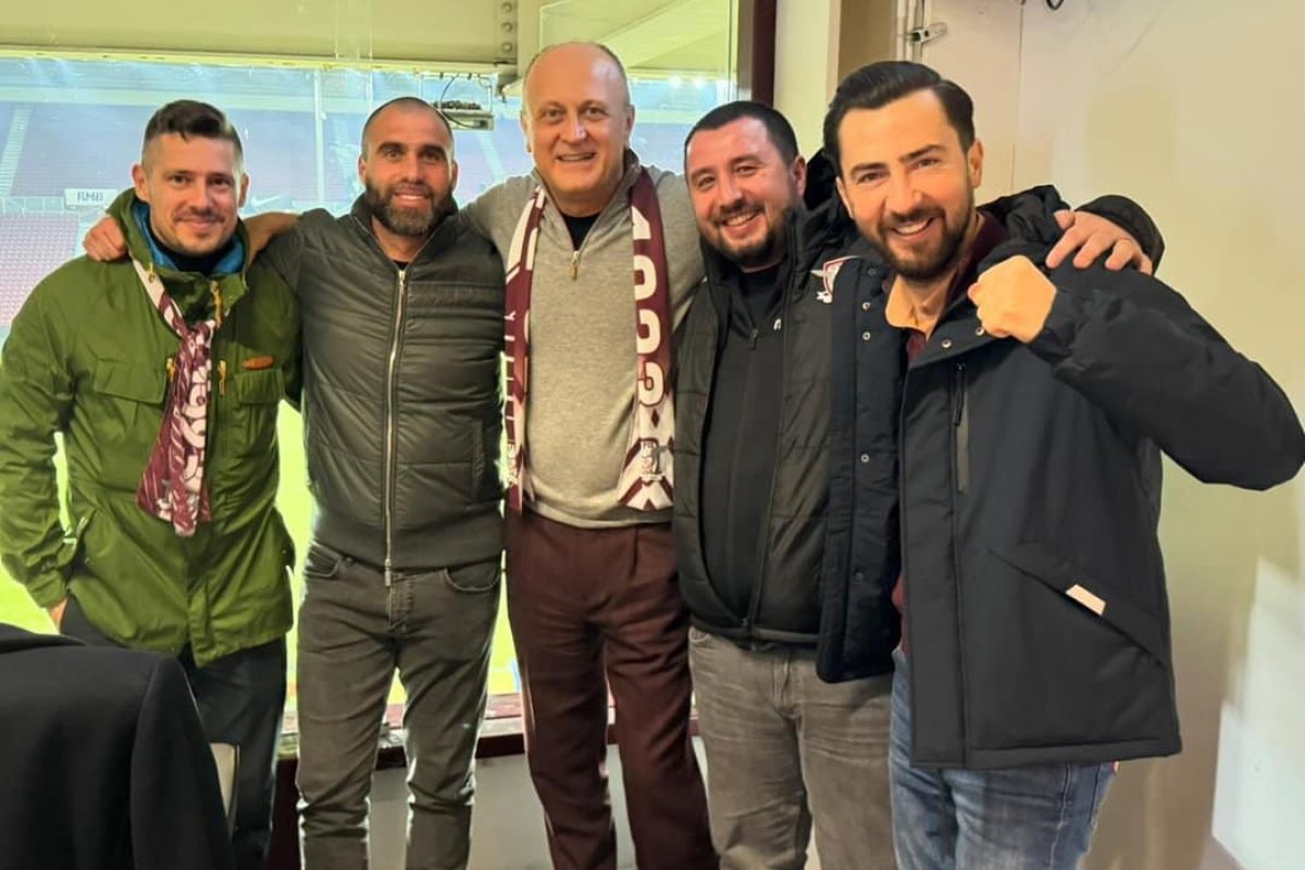 Daniel Carciug (dreapta) este mărul discordiei, la Rapid