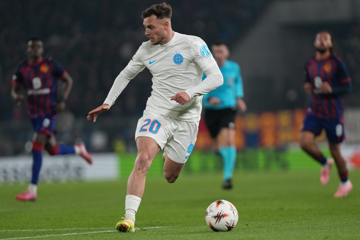 Dennis Politic este cotat la 1.200.000 de euro