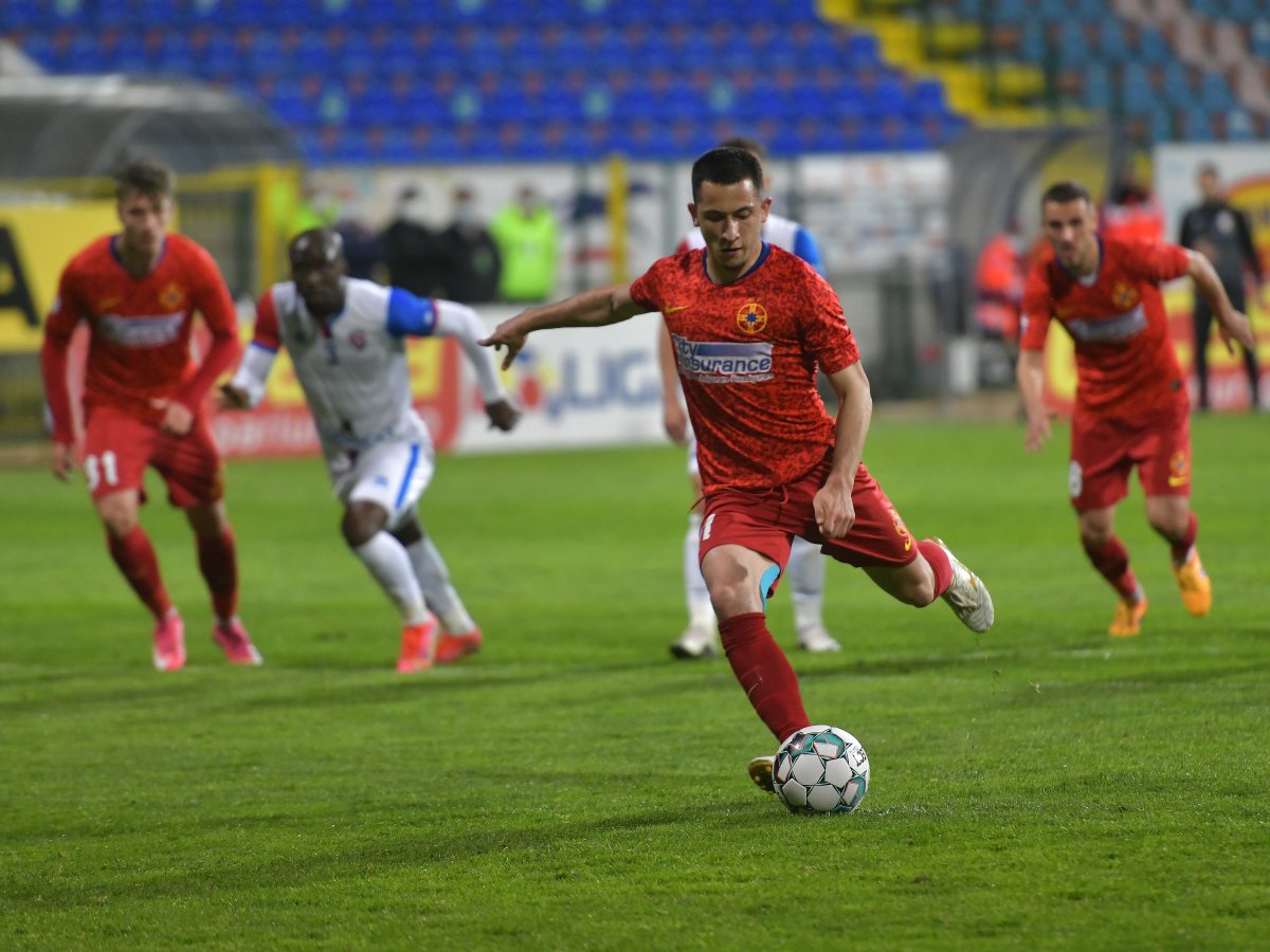 Olimpiu Moruțan a jucat la FCSB în perioada 2018-2021 și a câștigat o Cupă a României