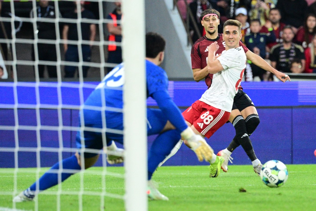 Andrei Vlad a fost coleg la Akdobe cu Bogdan Vătăjelu