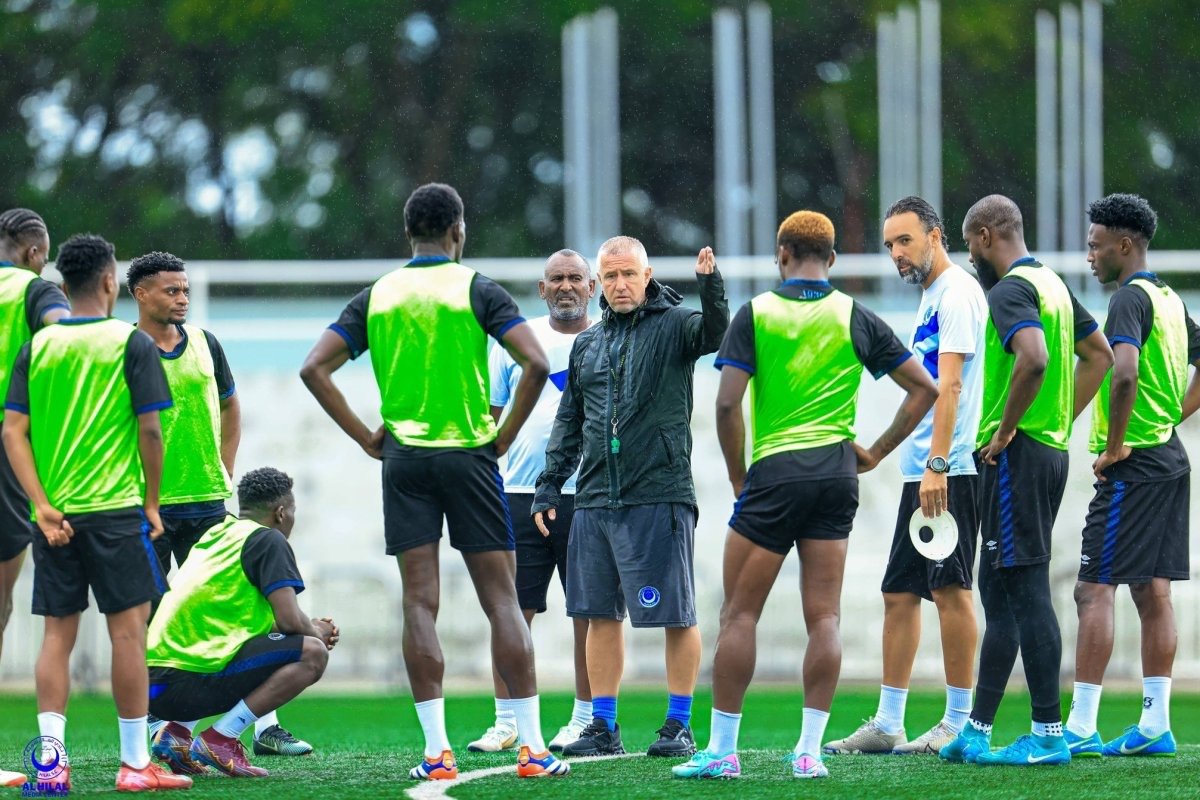 Antrenorul mai are contract până la finalul acestui sezon, dar șefii clubului se gândesc deja să îi prelungească înțelegerea până în 2029.