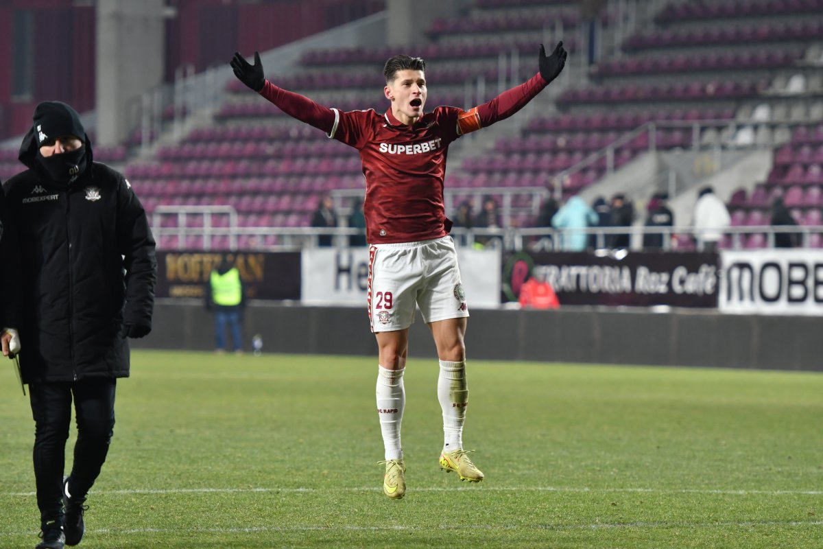 Dobre are contract cu Rapid până în 2026