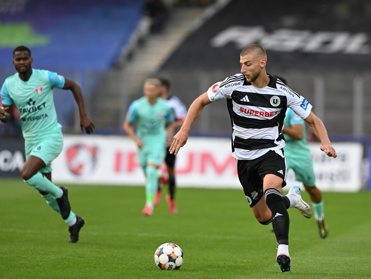 Atacantul Jovo Lukic (27 de ani), golgheterul SuperLigii, s-a accidentat în cantonamentul de iarnă