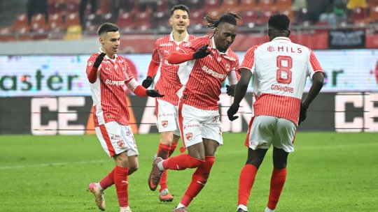 Jucătorii lui Dinamo speră la titlu după victoria cu U Cluj! Ce au spus despre oferta pentru Cătălin Cîrijan: ”I-am spus asta, apoi l-am pupat”