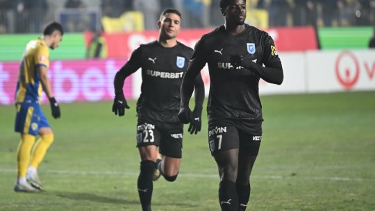 Petrolul Ploiești - Universitatea Craiova 0-4. Oltenii au defilat pe ”Ilie Oană” și sunt din nou lideri