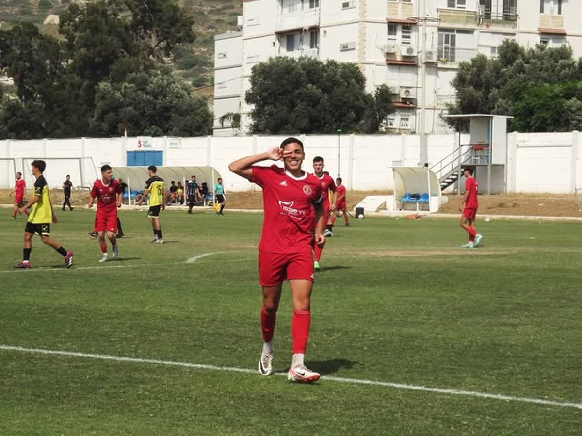 Liam Eissat este legitimat la Maccabi Haifa, dar evoluează sub formă de împrumutat la Hapoel Kfar Saba