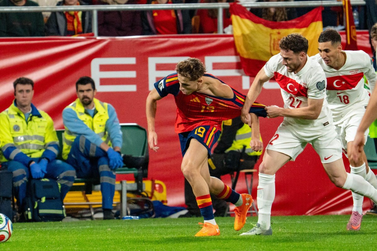 Turcia a disputat primul ei meci din istorie chiar în fața naționalei României