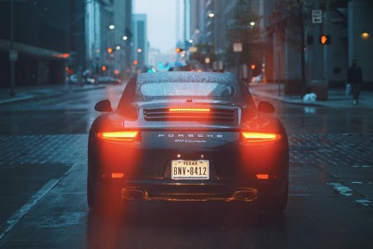 Piața auto de lux din SUA accelerează: dublare până în 2035 și o nouă definiție a exclusivității