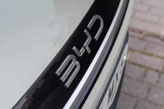 BYD a depășit Tesla și este numărul 1 în lume la vehicule electrice