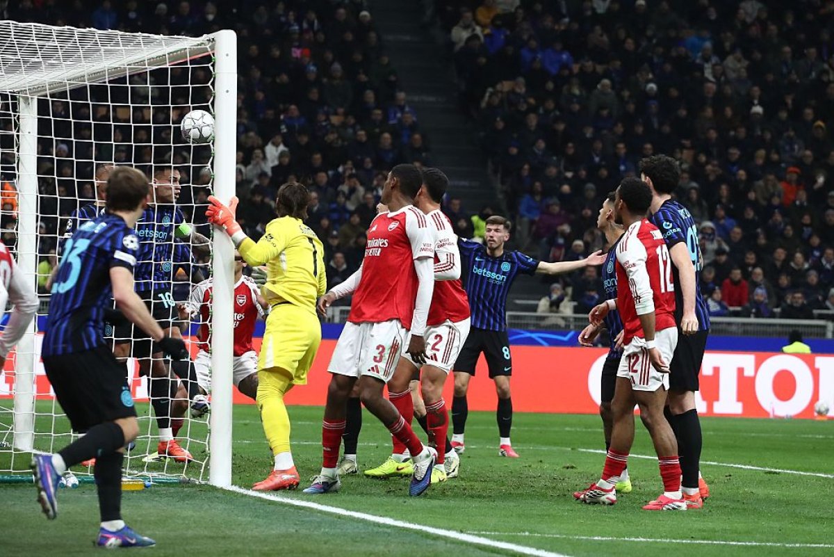 Arsenal are 7 victorii din 7 în UEFA Champions League. Exact precum Liverpool în stagiunea prcedentă