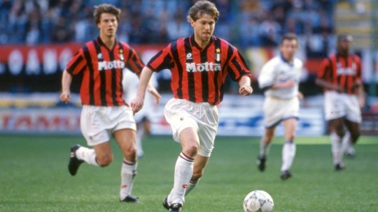 Fostul atacant de la Dinamo l-a distrus pe Răducioiu: ”L-au forțat la națională, era chiftea pe lângă mine! Juca la Petroșani dacă nu rămânea în Italia, Milan a luat cea mai mare țeapă”