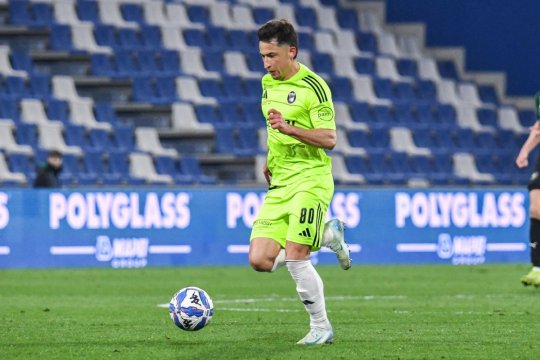 E gata: Moruțan a ajuns la București și urmează să semneze cu Rapid!