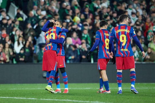 Lovitură pentru FC Barcelona! Omul de bază al lui Hansi Flick s-a accidentat. Cât va lipsi de pe teren