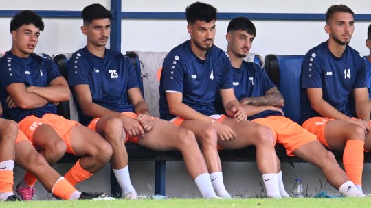 5 jucători dați afară de o echipă din SuperLiga. Fundașul suspendat pentru pariuri, pe lista disponibilizaților