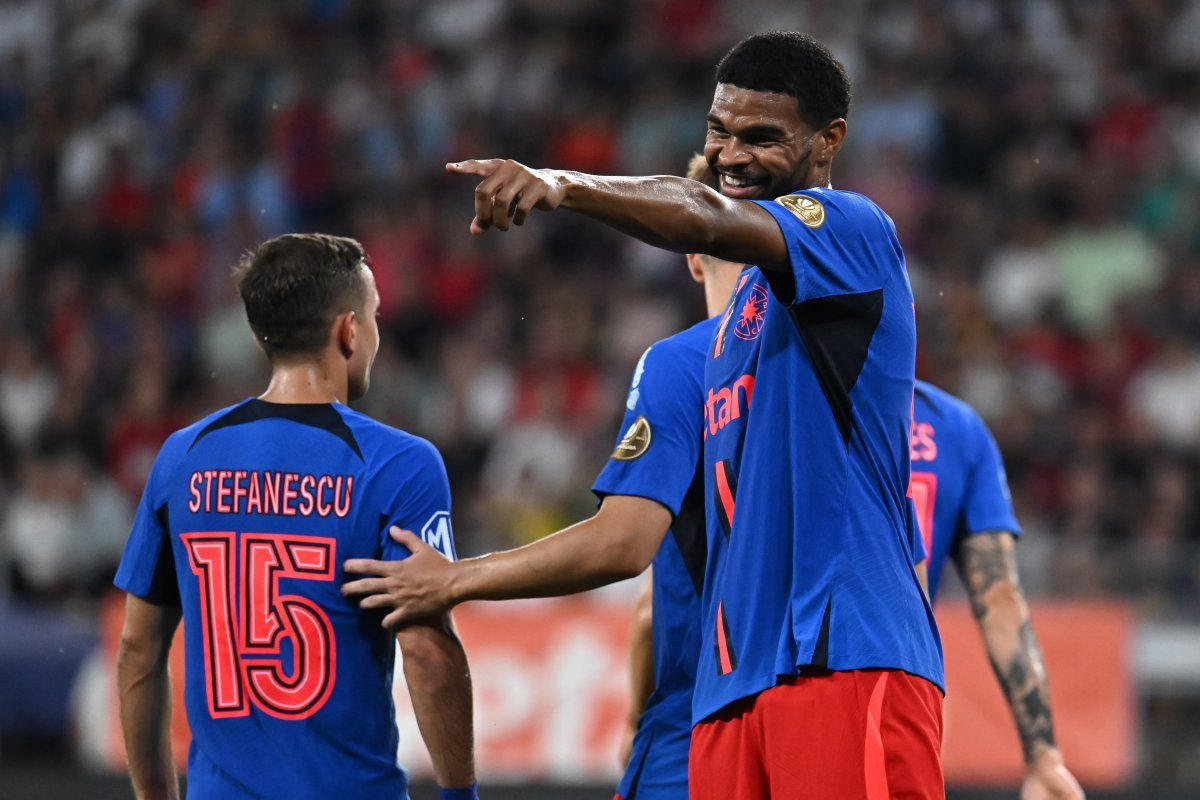 Malcom Edjouma, aproape de un transfer spectaculos! Echipa are trei ...