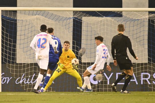 Ștefan Târnovanu a răbufnit după înfrângerea cu Dinamo Zagreb: ”Slab, slab, slab! Nu e ok ce se întâmplă”