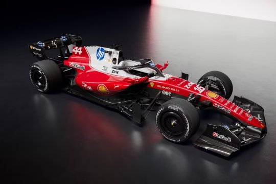 Ferrari și-a prezentat monopostul SF-26 la Fiorano. Schema cromatică merge pe mai mult alb