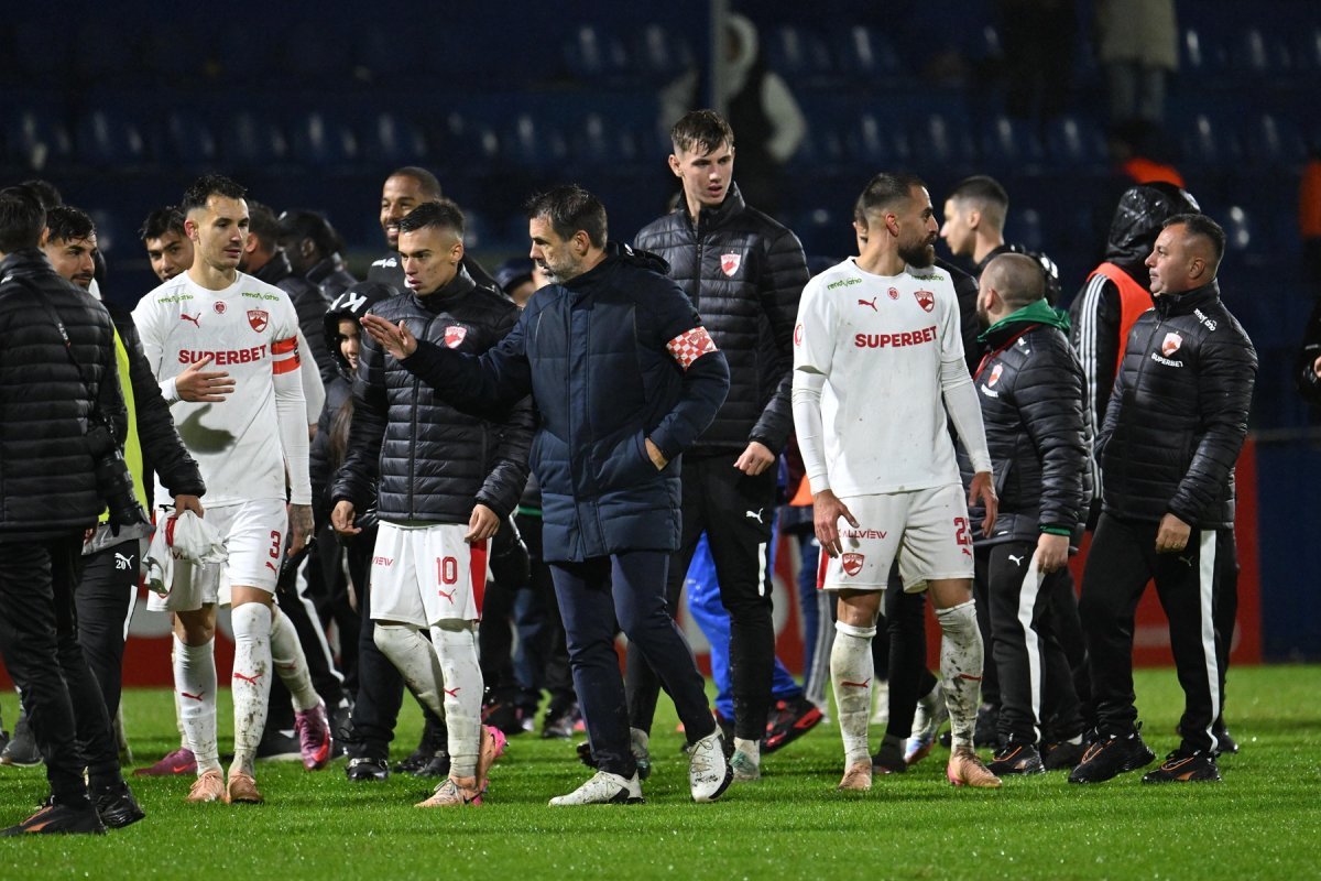 Rivalii sunt invidioși pe bugetul lui Dinamo: ”Investiții de echipă campioană”