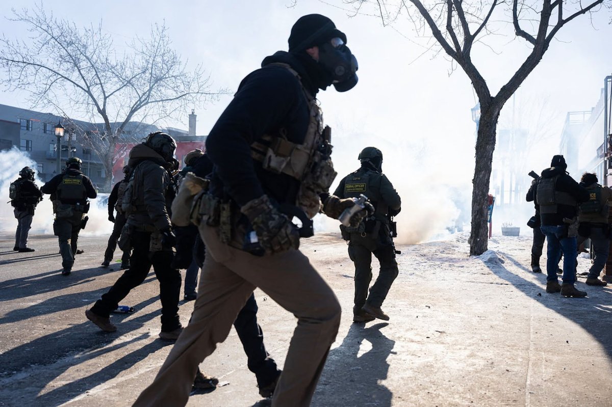 Agenții ICE au ucis a doua persoană în cadrul protestelor din Minneapolis