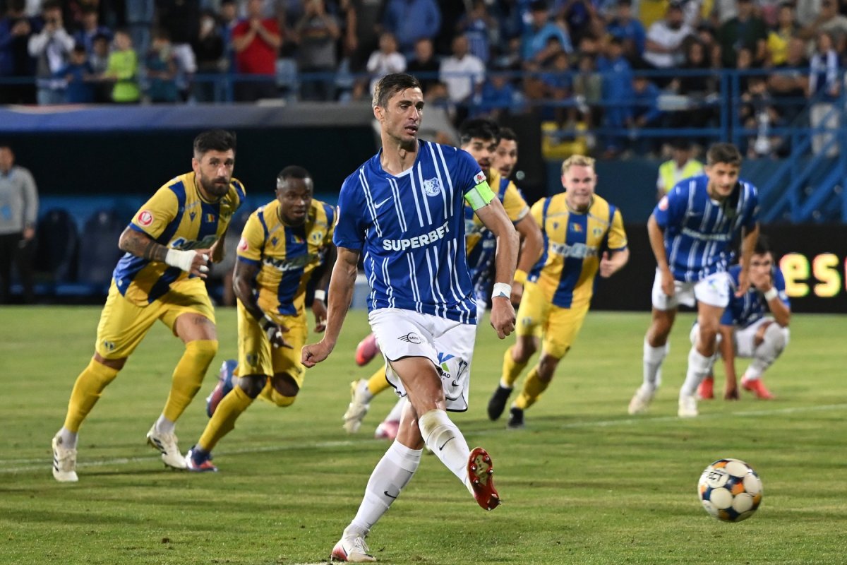 Petrolul Ploiești - Farul