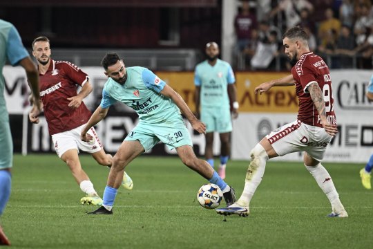 UTA - Rapid, de la 20:00, pe iAMsport.ro. Cu o victorie, arădenii o egalează pe FC Botoșani!