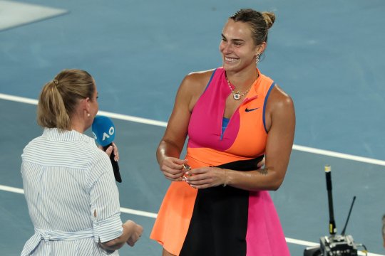 Sabalenka i-a cerut iubitului ei să părăsească arena înainte să răspundă la o întrebare despre Alcaraz: ”Ce i-aș da?”
