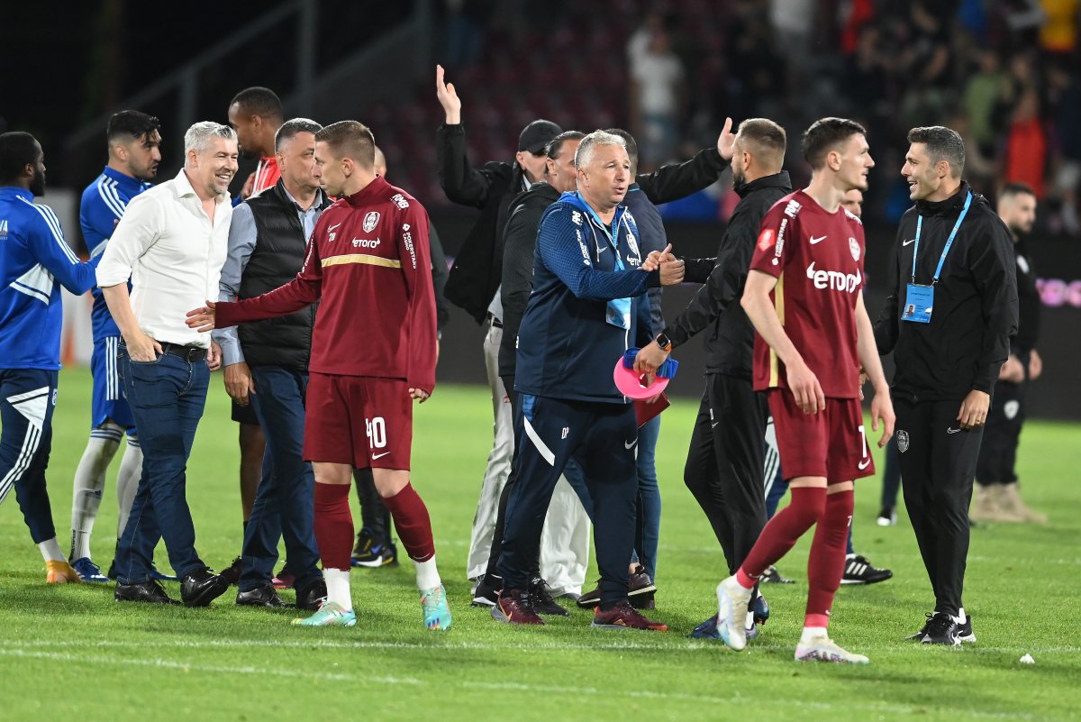 OFICIAL | Unul din favoriții lui Dan Petrescu a revenit în România. Cu cine a semnat fostul campion