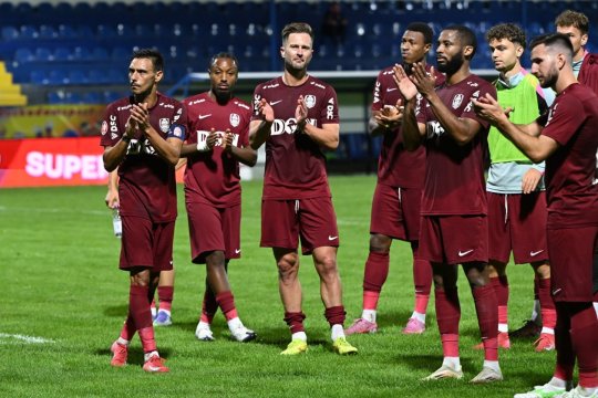 Varga dă afară 3 dintre cei mai bine plătiți jucători de la CFR Cluj