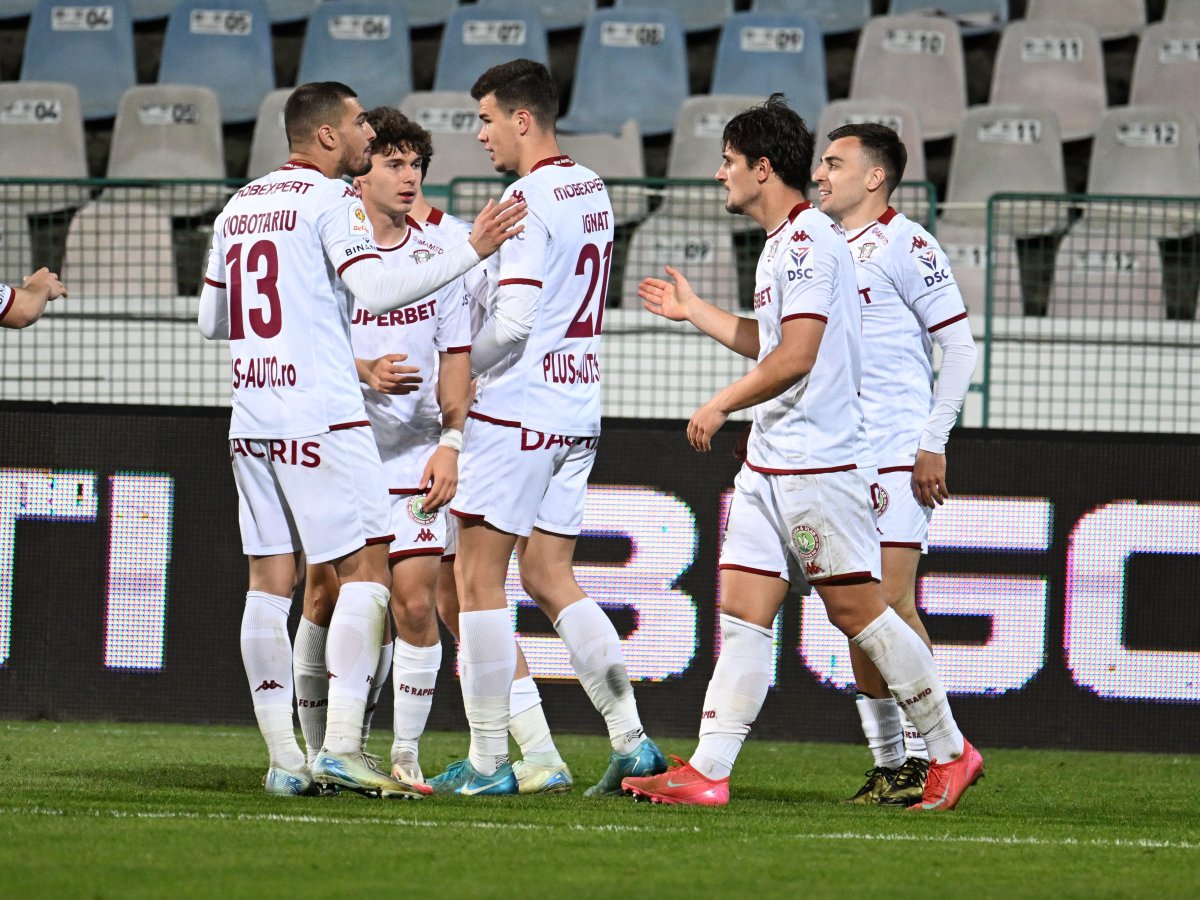 Rapidiștii sunt dispuși să renunțe pentru câteva luni la doi dintre tinerii pe care au mizat mai mult în sezonul trecut