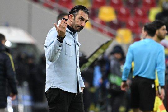 Conflict pe tunel între cei de la FCSB și cei de la Fenerbahce. Totul ar fi pornit de la un atac rasist la adresa lui ”Mache” Ianuli