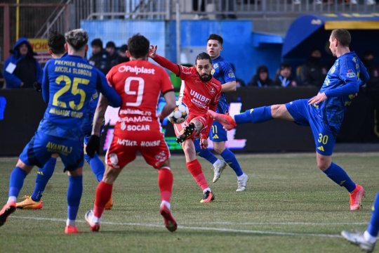 Unirea Slobozia - Hermannstadt 2-3. Prima victorie pentru Dorinel Munteanu la noua echipă! Un gol a fost marcat din offside, dar VAR-ul nu funcționa