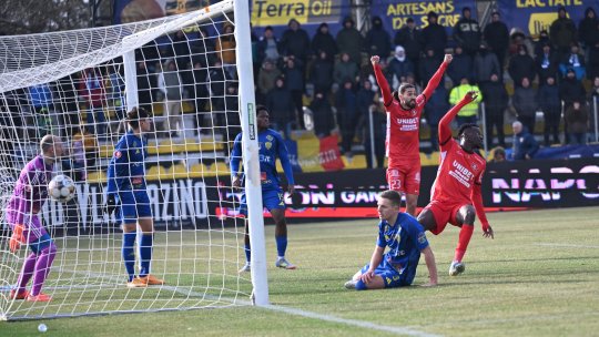 Gol din offside validat la Slobozia - Hermannstadt! VAR-ul nu funcționează pe noul stadion al Unirii dintr-un motiv halucinant
