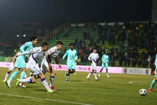 ”Meciul de luptă” dintre FC Argeș și UTA, un semnal de alarmă pentru cei doi antrenori: ”Lipsă de concentrare!” / ”Trebuie să gestionăm bine”