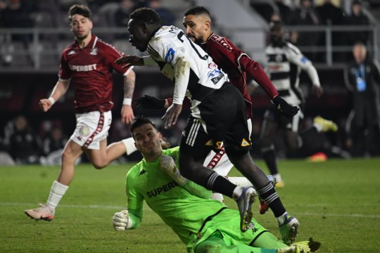 Torje, Săpunaru și Paraschivescu, verdict la unison în privința penalty-ului din Rapid - U Cluj: ”E straniu!” / ”Nu are cum”