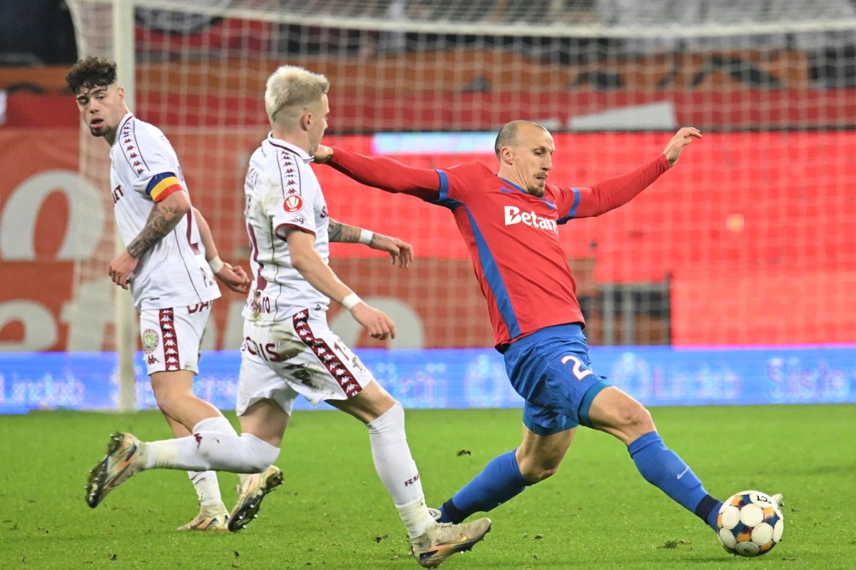 Claudiu Petrila, jucător la Rapid